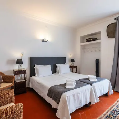 Casa Dos Arcos - Charm 2* 阿尔布费拉