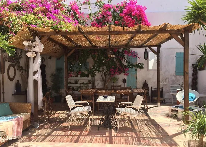 Гостьовий будинок Casa Dos Arcos - Charm