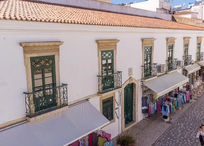 Casa Dos Arcos - Charm بيت ضيافة 2*